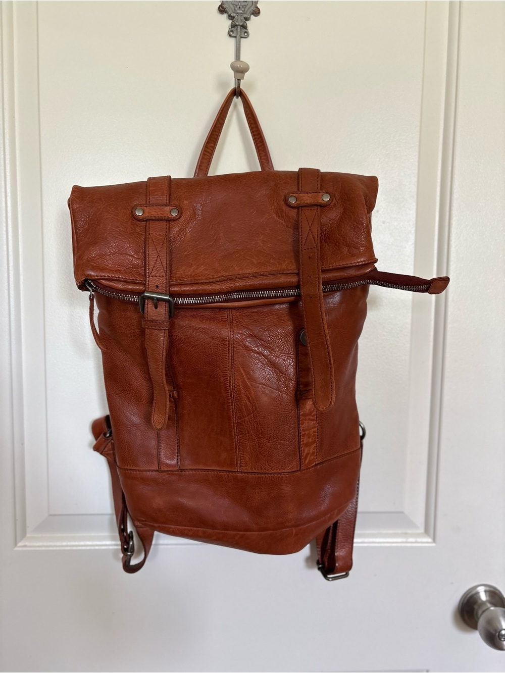 Brown Leather Roll-Top Vilenca Holland Backpack